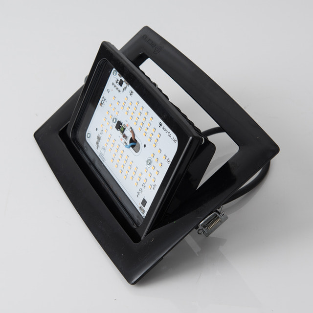 LED 매입형 투광기 35W (블랙/화이트)